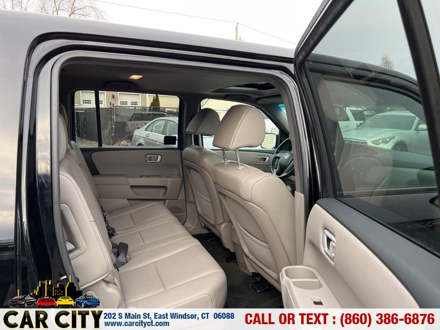 2013 Honda Pilot 4WD 4dr EX-L, available for sale in East Windsor, Connecticut | Car City LLC. East Windsor, Connecticut 2013 Honda Pilot 4WD 4dr EX-L, available for sale in East Windsor, Connecticut | Car City LLC. East Windsor, Connecticut