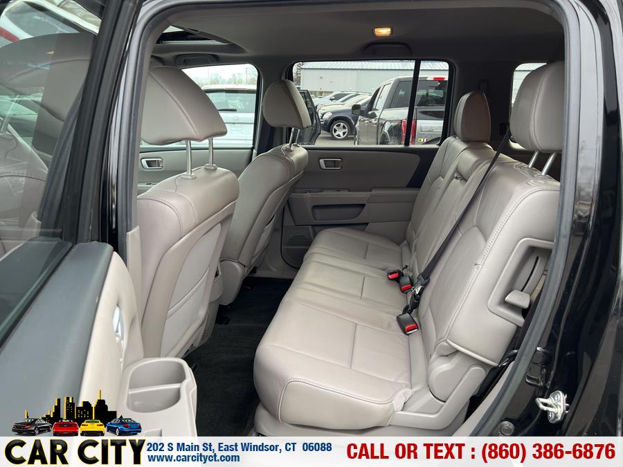 2013 Honda Pilot 4WD 4dr EX-L, available for sale in East Windsor, Connecticut | Car City LLC. East Windsor, Connecticut 2013 Honda Pilot 4WD 4dr EX-L, available for sale in East Windsor, Connecticut | Car City LLC. East Windsor, Connecticut