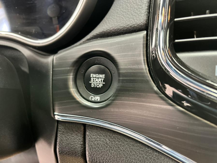 2020 Jeep Grand Cherokee Limited 4x4, available for sale in Massapequa Park, New York | Power Motors East. Massapequa Park, New York 2020 Jeep Grand Cherokee Limited 4x4, available for sale in Massapequa Park, New York | Power Motors East. Massapequa Park, New York
