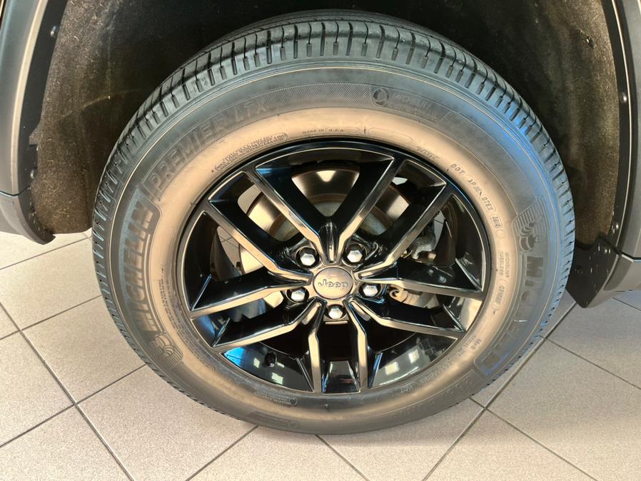 2020 Jeep Grand Cherokee Limited 4x4, available for sale in Massapequa Park, New York | Power Motors East. Massapequa Park, New York 2020 Jeep Grand Cherokee Limited 4x4, available for sale in Massapequa Park, New York | Power Motors East. Massapequa Park, New York