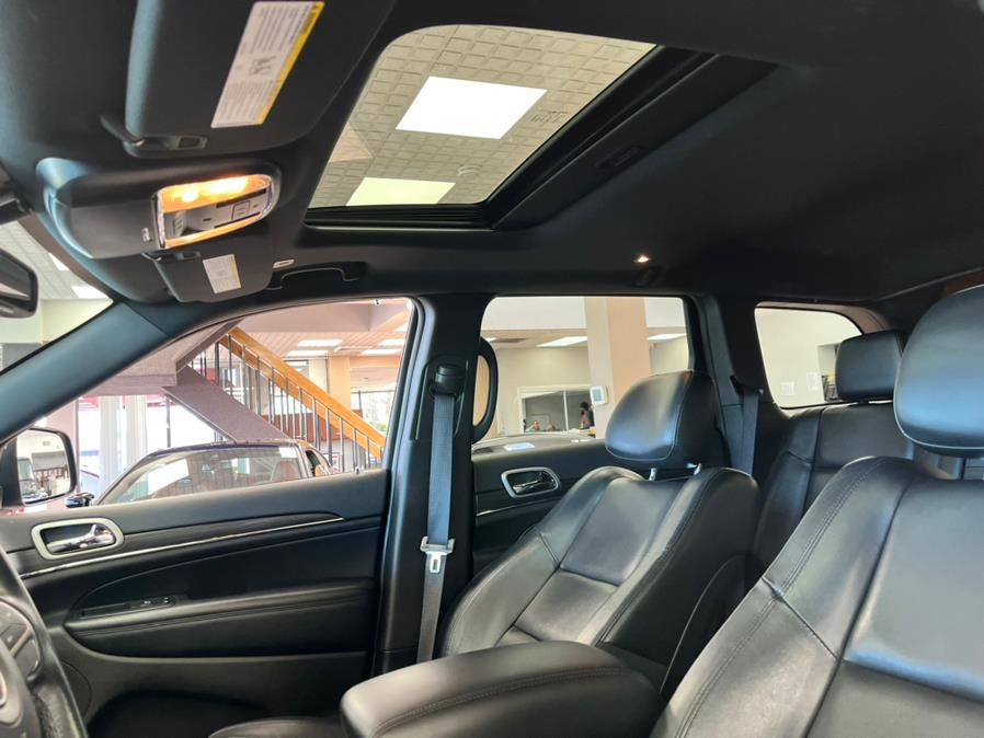 2020 Jeep Grand Cherokee Limited 4x4, available for sale in Massapequa Park, New York | Power Motors East. Massapequa Park, New York 2020 Jeep Grand Cherokee Limited 4x4, available for sale in Massapequa Park, New York | Power Motors East. Massapequa Park, New York