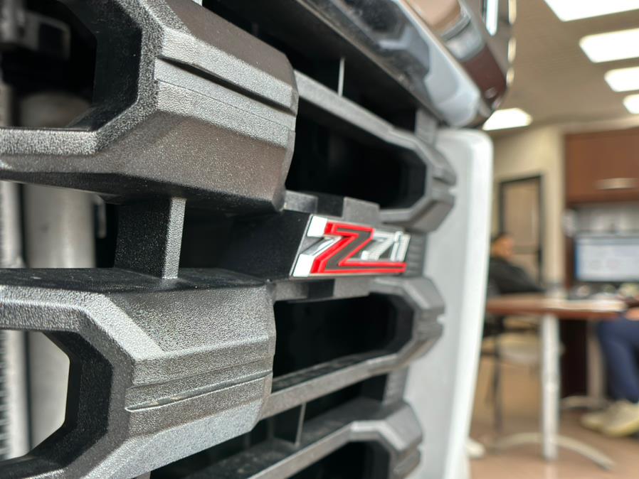 2023 Chevrolet Silverado 3500HD 4WD Crew Cab 172" LT, available for sale in Massapequa Park, New York | Power Motors East. Massapequa Park, New York 2023 Chevrolet Silverado 3500HD 4WD Crew Cab 172" LT, available for sale in Massapequa Park, New York | Power Motors East. Massapequa Park, New York
