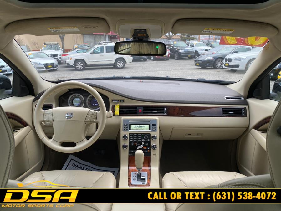 2009 Volvo XC70 4dr Wgn 3.2L w/Sunroof, available for sale in Commack, New York | DSA Motor Sports Corp. Commack, New York 2009 Volvo XC70 4dr Wgn 3.2L w/Sunroof, available for sale in Commack, New York | DSA Motor Sports Corp. Commack, New York