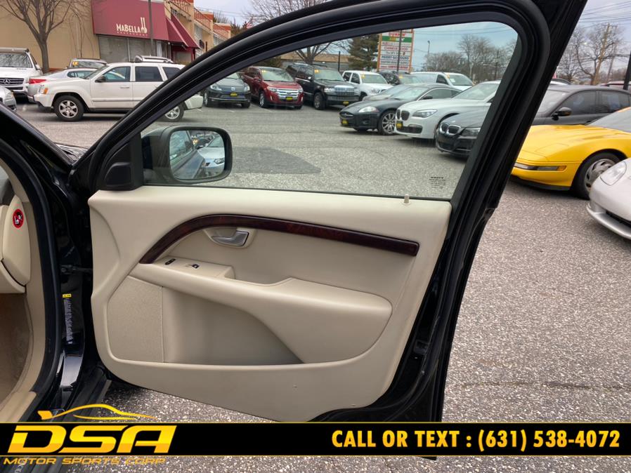 2009 Volvo XC70 4dr Wgn 3.2L w/Sunroof, available for sale in Commack, New York | DSA Motor Sports Corp. Commack, New York 2009 Volvo XC70 4dr Wgn 3.2L w/Sunroof, available for sale in Commack, New York | DSA Motor Sports Corp. Commack, New York