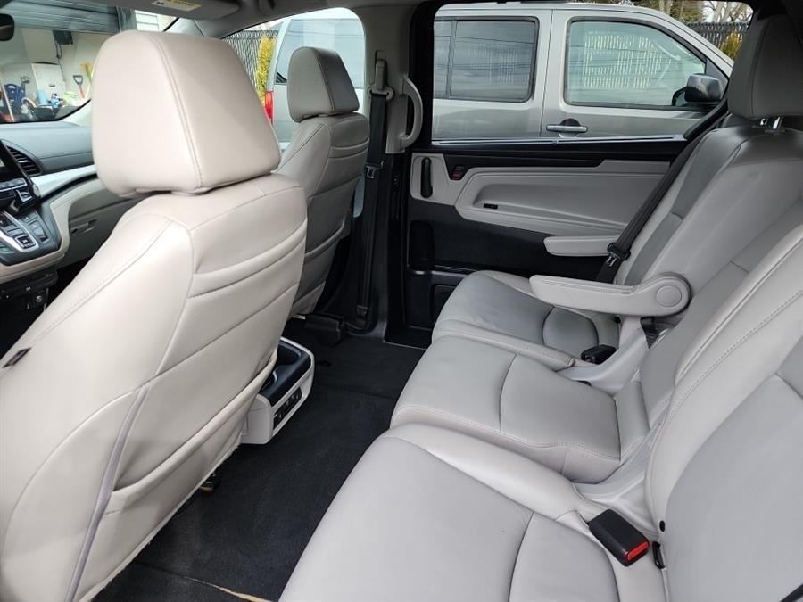 2019 Honda Odyssey EX-L w/Navi/RES Auto, available for sale in Islip, New York | L.I. Auto Gallery. Islip, New York 2019 Honda Odyssey EX-L w/Navi/RES Auto, available for sale in Islip, New York | L.I. Auto Gallery. Islip, New York
