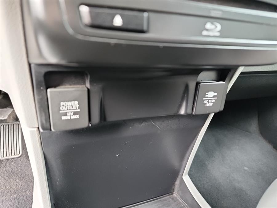 2019 Honda Odyssey EX-L w/Navi/RES Auto, available for sale in Islip, New York | L.I. Auto Gallery. Islip, New York 2019 Honda Odyssey EX-L w/Navi/RES Auto, available for sale in Islip, New York | L.I. Auto Gallery. Islip, New York