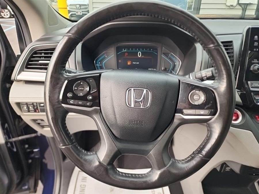 2019 Honda Odyssey EX-L w/Navi/RES Auto, available for sale in Islip, New York | L.I. Auto Gallery. Islip, New York 2019 Honda Odyssey EX-L w/Navi/RES Auto, available for sale in Islip, New York | L.I. Auto Gallery. Islip, New York