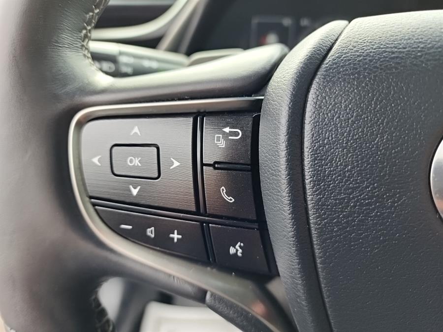 2020 Lexus ES ES 350 FWD, available for sale in Islip, New York | L.I. Auto Gallery. Islip, New York 2020 Lexus ES ES 350 FWD, available for sale in Islip, New York | L.I. Auto Gallery. Islip, New York