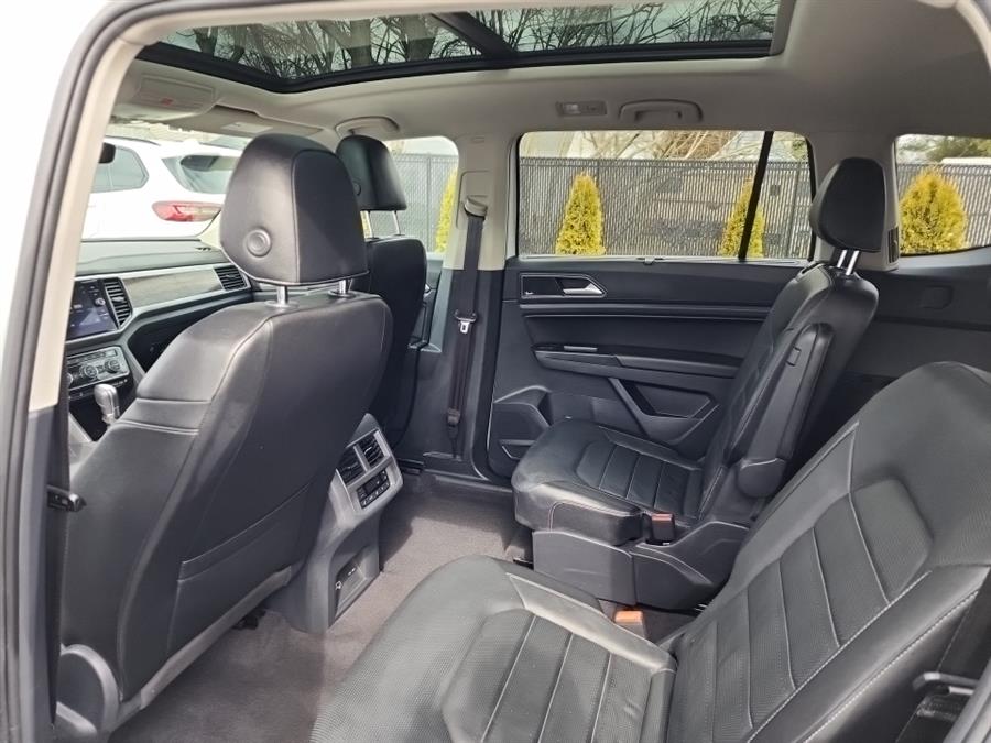 2019 Volkswagen Atlas 3.6L V6 SEL Premium 4MOTION, available for sale in Islip, New York | L.I. Auto Gallery. Islip, New York 2019 Volkswagen Atlas 3.6L V6 SEL Premium 4MOTION, available for sale in Islip, New York | L.I. Auto Gallery. Islip, New York