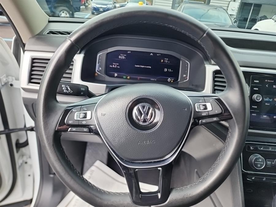 2019 Volkswagen Atlas 3.6L V6 SEL Premium 4MOTION, available for sale in Islip, New York | L.I. Auto Gallery. Islip, New York 2019 Volkswagen Atlas 3.6L V6 SEL Premium 4MOTION, available for sale in Islip, New York | L.I. Auto Gallery. Islip, New York