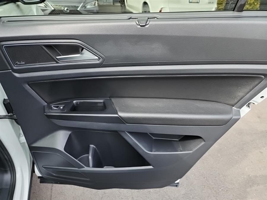 2019 Volkswagen Atlas 3.6L V6 SEL Premium 4MOTION, available for sale in Islip, New York | L.I. Auto Gallery. Islip, New York 2019 Volkswagen Atlas 3.6L V6 SEL Premium 4MOTION, available for sale in Islip, New York | L.I. Auto Gallery. Islip, New York