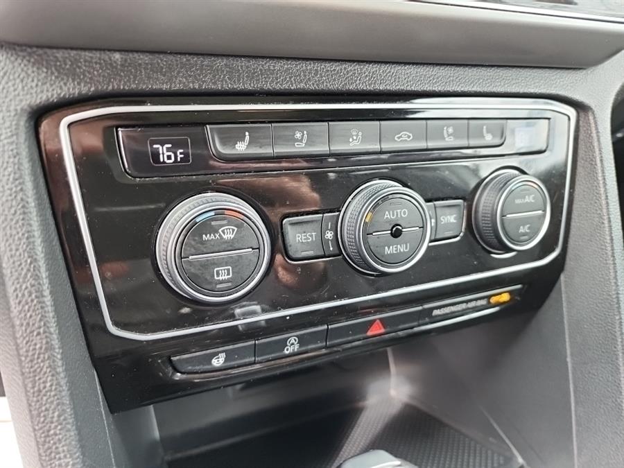 2019 Volkswagen Atlas 3.6L V6 SEL Premium 4MOTION, available for sale in Islip, New York | L.I. Auto Gallery. Islip, New York 2019 Volkswagen Atlas 3.6L V6 SEL Premium 4MOTION, available for sale in Islip, New York | L.I. Auto Gallery. Islip, New York