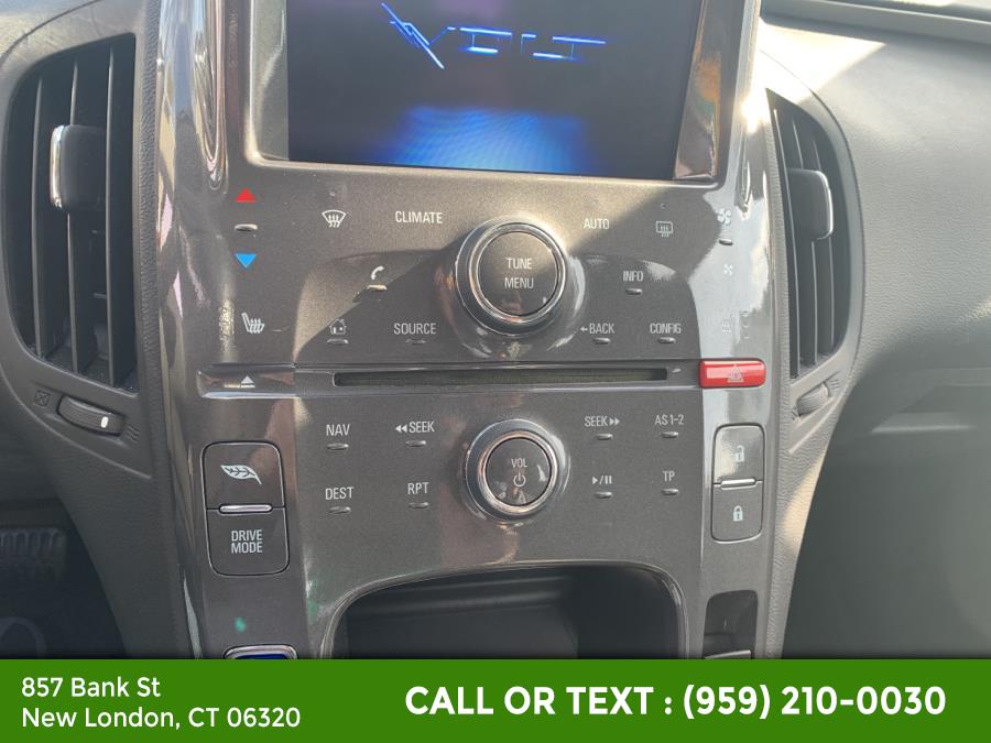 2013 Chevrolet Volt 5dr HB, available for sale in New London, Connecticut | McAvoy Inc dba Town Hill Auto. New London, Connecticut 2013 Chevrolet Volt 5dr HB, available for sale in New London, Connecticut | McAvoy Inc dba Town Hill Auto. New London, Connecticut