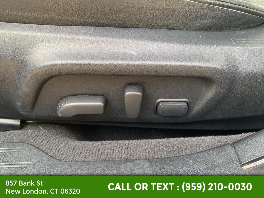 2015 Subaru Outback 4dr Wgn 2.5i Limited PZEV, available for sale in New London, Connecticut | McAvoy Inc dba Town Hill Auto. New London, Connecticut 2015 Subaru Outback 4dr Wgn 2.5i Limited PZEV, available for sale in New London, Connecticut | McAvoy Inc dba Town Hill Auto. New London, Connecticut