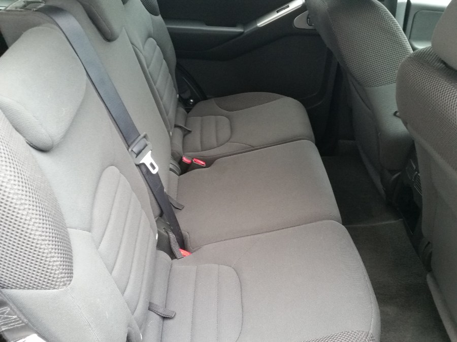 2007 Nissan Pathfinder 4WD 4dr SE, available for sale in Berlin, Connecticut | Action Automotive. Berlin, Connecticut 2007 Nissan Pathfinder 4WD 4dr SE, available for sale in Berlin, Connecticut | Action Automotive. Berlin, Connecticut