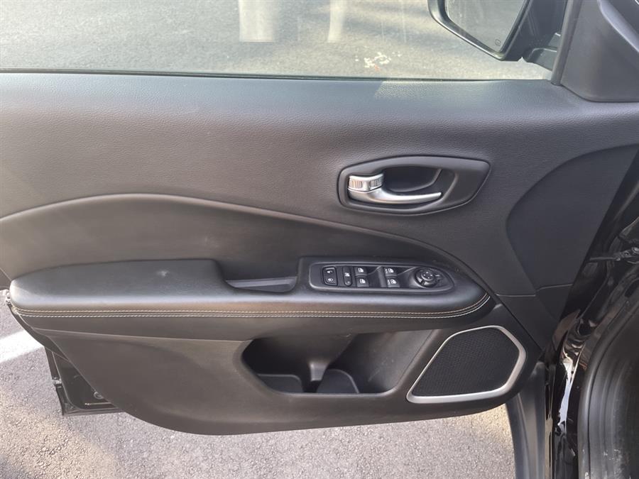 2019 Jeep Compass Latitude, available for sale in Woodbury, New York | Drive World. Woodbury, New York 2019 Jeep Compass Latitude, available for sale in Woodbury, New York | Drive World. Woodbury, New York