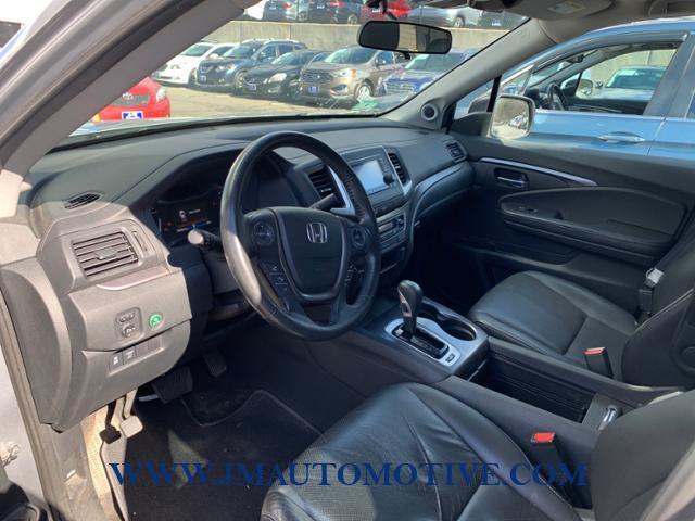 2017 Honda Ridgeline RTL 4x4 Crew Cab 5.3' Bed, available for sale in Naugatuck, Connecticut | J&M Automotive Sls&Svc LLC. Naugatuck, Connecticut 2017 Honda Ridgeline RTL 4x4 Crew Cab 5.3' Bed, available for sale in Naugatuck, Connecticut | J&M Automotive Sls&Svc LLC. Naugatuck, Connecticut