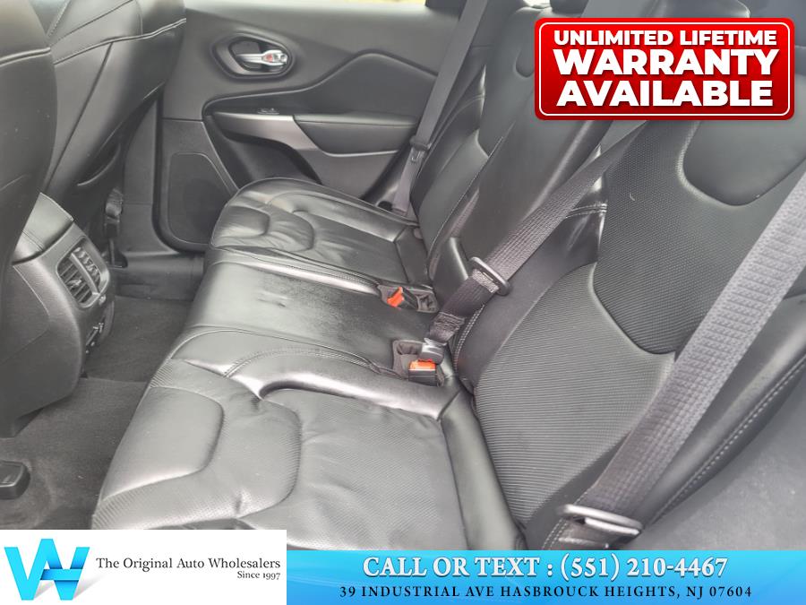 2019 Jeep Cherokee Limited 4x4, available for sale in Hasbrouck Heights, New Jersey | AW Auto & Truck Wholesalers, Inc. Hasbrouck Heights, New Jersey 2019 Jeep Cherokee Limited 4x4, available for sale in Hasbrouck Heights, New Jersey | AW Auto & Truck Wholesalers, Inc. Hasbrouck Heights, New Jersey