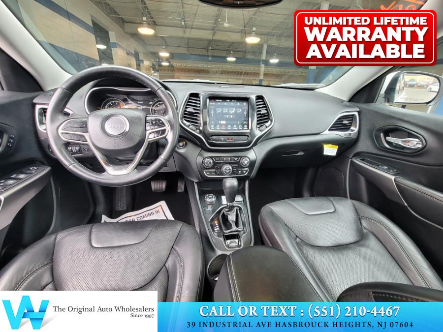 2019 Jeep Cherokee Limited 4x4, available for sale in Hasbrouck Heights, New Jersey | AW Auto & Truck Wholesalers, Inc. Hasbrouck Heights, New Jersey 2019 Jeep Cherokee Limited 4x4, available for sale in Hasbrouck Heights, New Jersey | AW Auto & Truck Wholesalers, Inc. Hasbrouck Heights, New Jersey