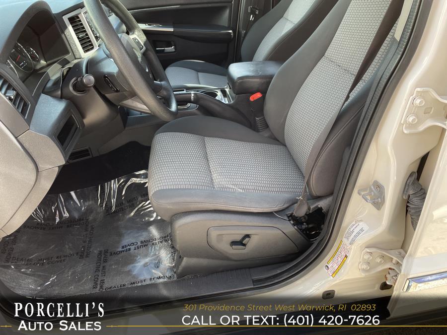 2010 Jeep Grand Cherokee 4WD 4dr Laredo, available for sale in West Warwick, Rhode Island | Porcelli's Auto Sales. West Warwick, Rhode Island 2010 Jeep Grand Cherokee 4WD 4dr Laredo, available for sale in West Warwick, Rhode Island | Porcelli's Auto Sales. West Warwick, Rhode Island