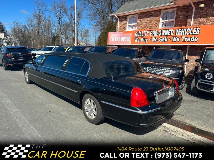 2010 Lincoln Town Car 4dr Sdn Executive w/Limousine Pkg, available for sale in Butler, New Jersey | The Car House. Butler, New Jersey 2010 Lincoln Town Car 4dr Sdn Executive w/Limousine Pkg, available for sale in Butler, New Jersey | The Car House. Butler, New Jersey