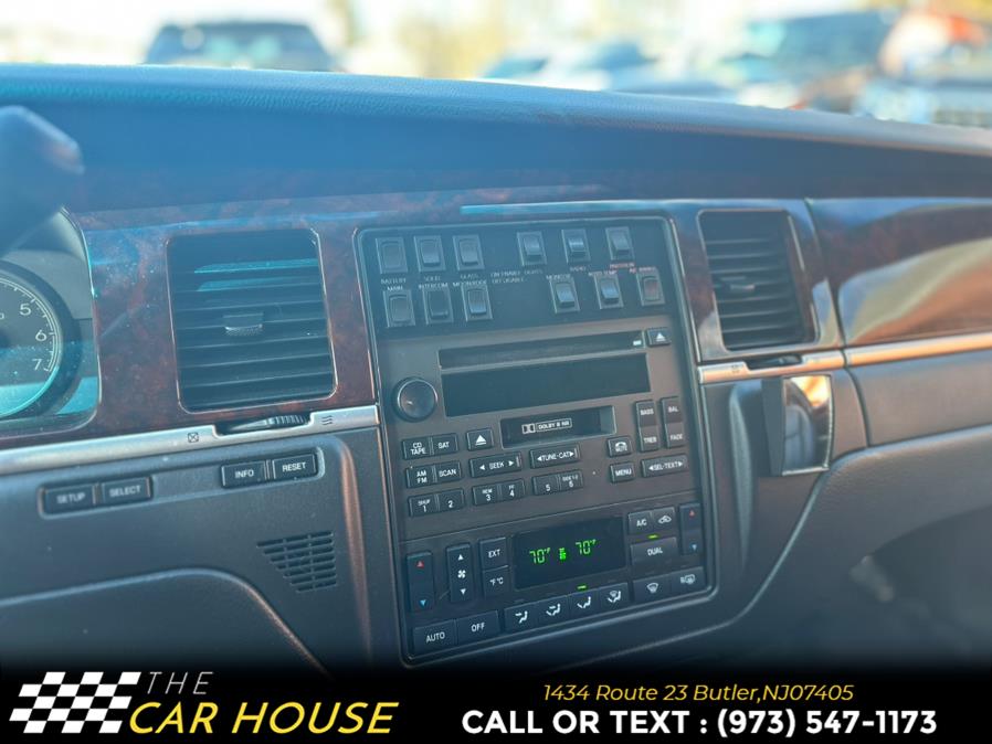 2010 Lincoln Town Car 4dr Sdn Executive w/Limousine Pkg, available for sale in Butler, New Jersey | The Car House. Butler, New Jersey 2010 Lincoln Town Car 4dr Sdn Executive w/Limousine Pkg, available for sale in Butler, New Jersey | The Car House. Butler, New Jersey