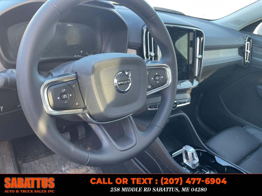 2022 Volvo XC40 T5 AWD Inscription, available for sale in Sabattus, Maine | Sabattus Auto and Truck Sales Inc. Sabattus, Maine 2022 Volvo XC40 T5 AWD Inscription, available for sale in Sabattus, Maine | Sabattus Auto and Truck Sales Inc. Sabattus, Maine