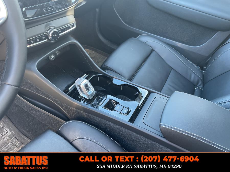 2022 Volvo XC40 T5 AWD Inscription, available for sale in Sabattus, Maine | Sabattus Auto and Truck Sales Inc. Sabattus, Maine 2022 Volvo XC40 T5 AWD Inscription, available for sale in Sabattus, Maine | Sabattus Auto and Truck Sales Inc. Sabattus, Maine