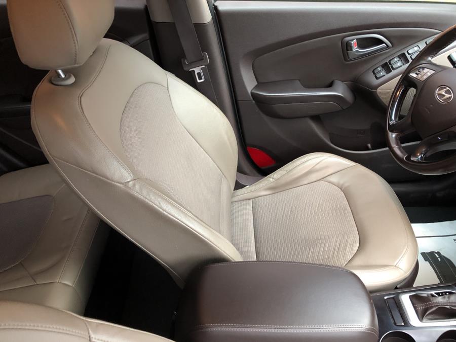2015 Hyundai Tucson AWD 4dr SE, available for sale in Waterbury, Connecticut | National Auto Brokers, Inc.. Waterbury, Connecticut 2015 Hyundai Tucson AWD 4dr SE, available for sale in Waterbury, Connecticut | National Auto Brokers, Inc.. Waterbury, Connecticut