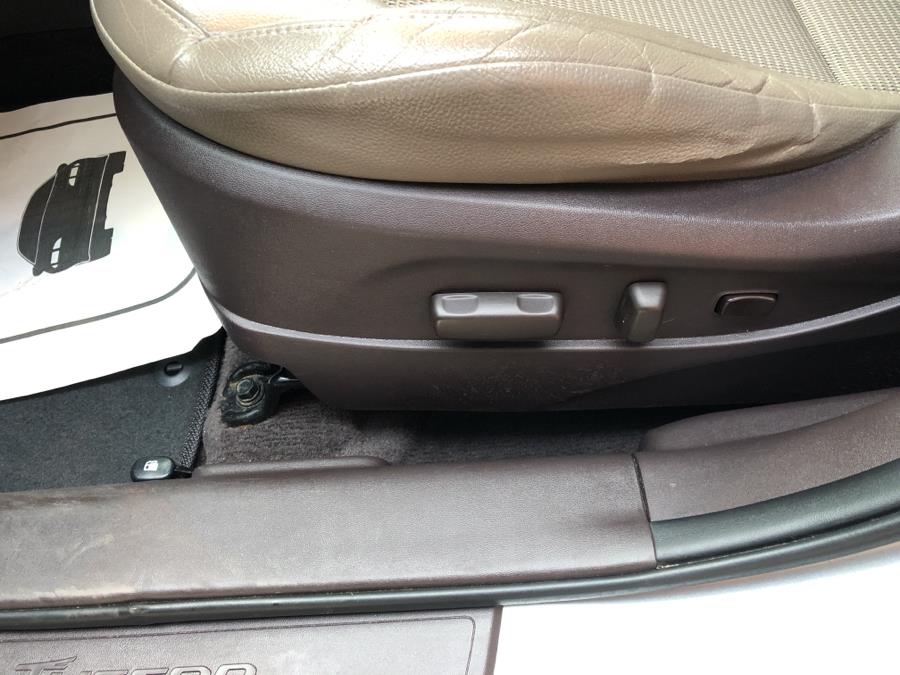 2015 Hyundai Tucson AWD 4dr SE, available for sale in Waterbury, Connecticut | National Auto Brokers, Inc.. Waterbury, Connecticut 2015 Hyundai Tucson AWD 4dr SE, available for sale in Waterbury, Connecticut | National Auto Brokers, Inc.. Waterbury, Connecticut