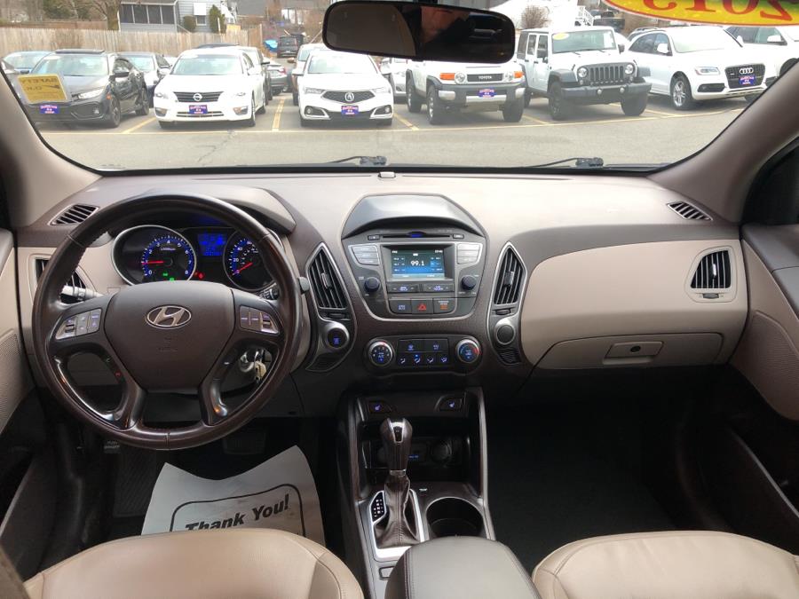 2015 Hyundai Tucson AWD 4dr SE, available for sale in Waterbury, Connecticut | National Auto Brokers, Inc.. Waterbury, Connecticut 2015 Hyundai Tucson AWD 4dr SE, available for sale in Waterbury, Connecticut | National Auto Brokers, Inc.. Waterbury, Connecticut
