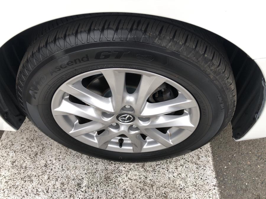 2016 Mazda Mazda3 5dr HB Auto i Grand Touring, available for sale in Waterbury, Connecticut | National Auto Brokers, Inc.. Waterbury, Connecticut 2016 Mazda Mazda3 5dr HB Auto i Grand Touring, available for sale in Waterbury, Connecticut | National Auto Brokers, Inc.. Waterbury, Connecticut