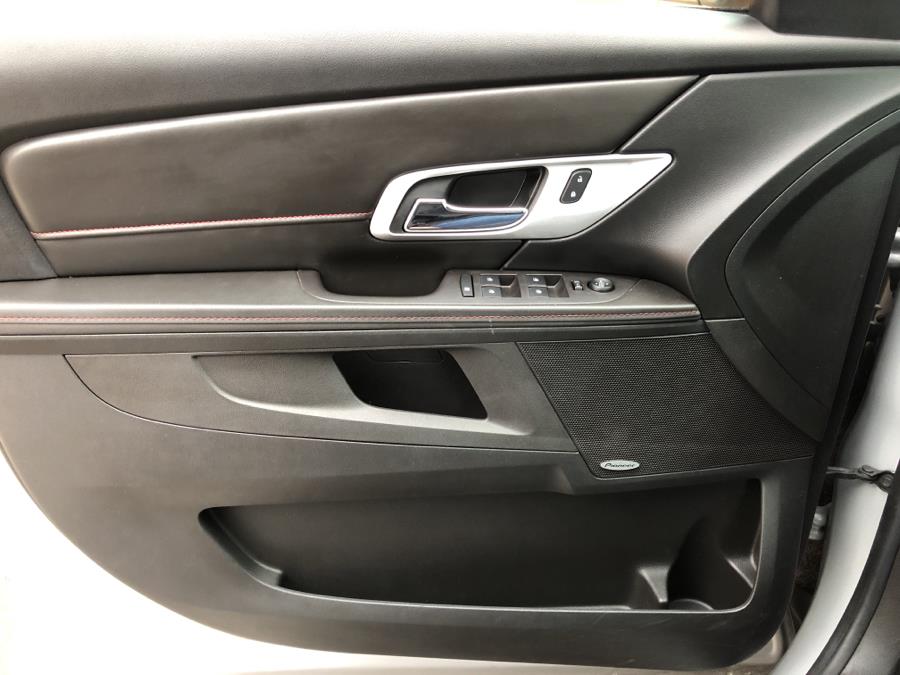 2014 GMC Terrain AWD 4dr SLT, available for sale in Waterbury, Connecticut | National Auto Brokers, Inc.. Waterbury, Connecticut 2014 GMC Terrain AWD 4dr SLT, available for sale in Waterbury, Connecticut | National Auto Brokers, Inc.. Waterbury, Connecticut