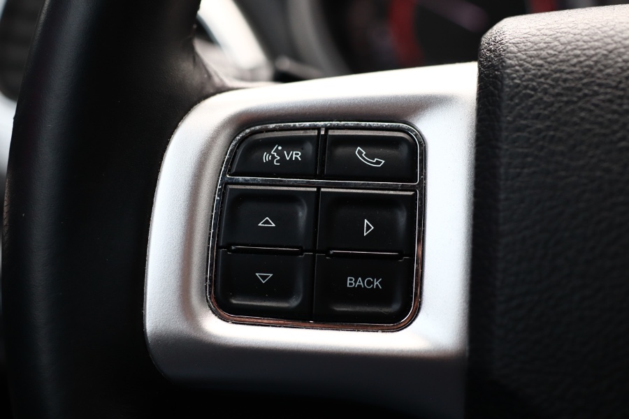 2018 Dodge Journey SXT FWD, available for sale in Jamaica, New York | Hillside Auto Mall Inc.. Jamaica, New York 2018 Dodge Journey SXT FWD, available for sale in Jamaica, New York | Hillside Auto Mall Inc.. Jamaica, New York