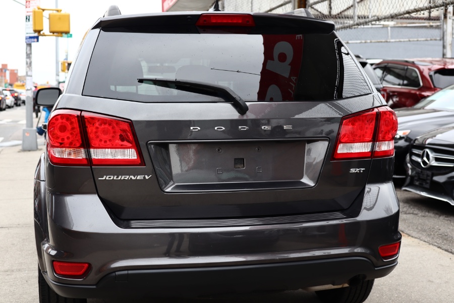 2018 Dodge Journey SXT FWD, available for sale in Jamaica, New York | Hillside Auto Mall Inc.. Jamaica, New York 2018 Dodge Journey SXT FWD, available for sale in Jamaica, New York | Hillside Auto Mall Inc.. Jamaica, New York