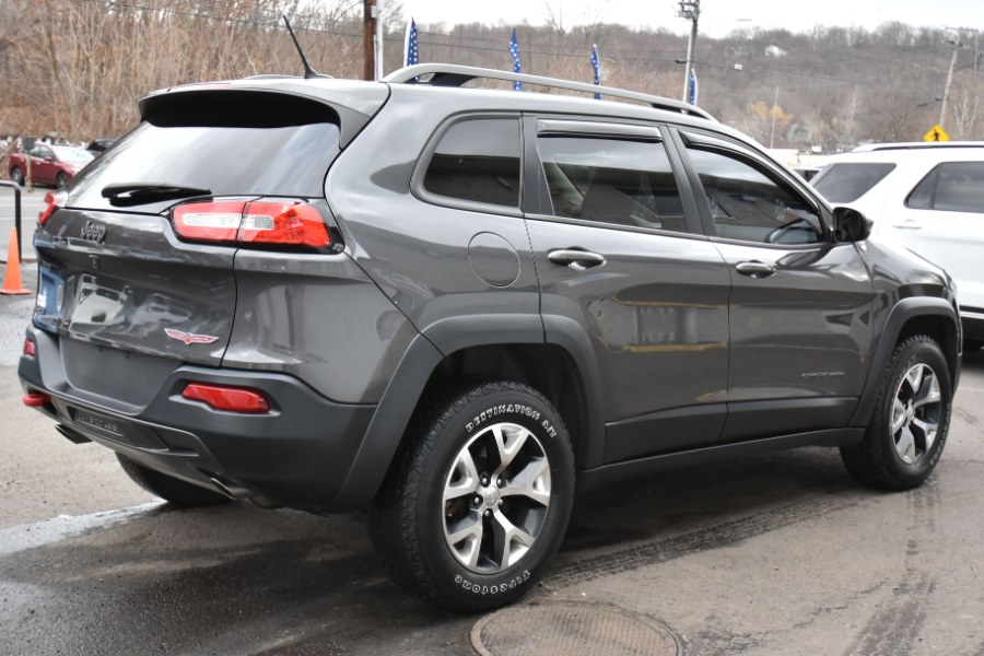 2015 Jeep Cherokee 4WD 4dr Trailhawk, available for sale in Waterbury, Connecticut | Highline Car Connection. Waterbury, Connecticut 2015 Jeep Cherokee 4WD 4dr Trailhawk, available for sale in Waterbury, Connecticut | Highline Car Connection. Waterbury, Connecticut