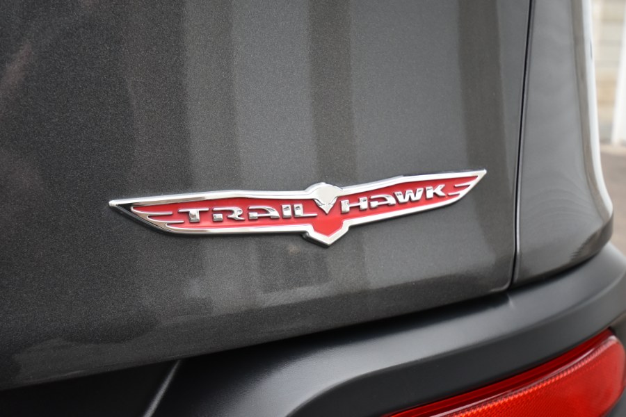 2015 Jeep Cherokee 4WD 4dr Trailhawk, available for sale in Waterbury, Connecticut | Highline Car Connection. Waterbury, Connecticut 2015 Jeep Cherokee 4WD 4dr Trailhawk, available for sale in Waterbury, Connecticut | Highline Car Connection. Waterbury, Connecticut