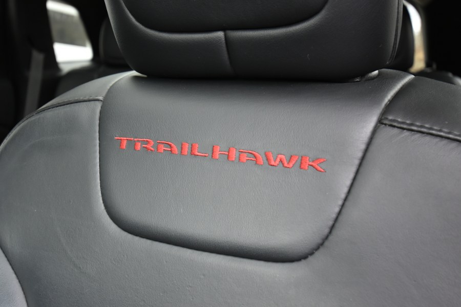 2015 Jeep Cherokee 4WD 4dr Trailhawk, available for sale in Waterbury, Connecticut | Highline Car Connection. Waterbury, Connecticut 2015 Jeep Cherokee 4WD 4dr Trailhawk, available for sale in Waterbury, Connecticut | Highline Car Connection. Waterbury, Connecticut