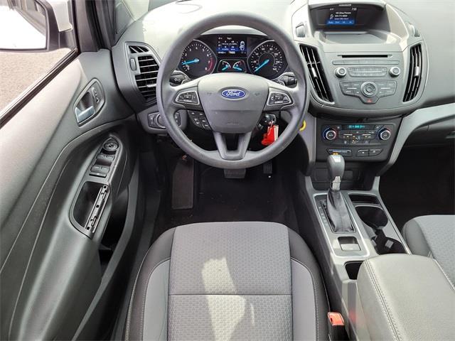 2017 Ford Escape SE, available for sale in Stratford, Connecticut | Wiz Leasing Inc. Stratford, Connecticut 2017 Ford Escape SE, available for sale in Stratford, Connecticut | Wiz Leasing Inc. Stratford, Connecticut