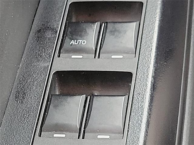 2015 Jeep Patriot High Altitude, available for sale in Stratford, Connecticut | Wiz Leasing Inc. Stratford, Connecticut 2015 Jeep Patriot High Altitude, available for sale in Stratford, Connecticut | Wiz Leasing Inc. Stratford, Connecticut