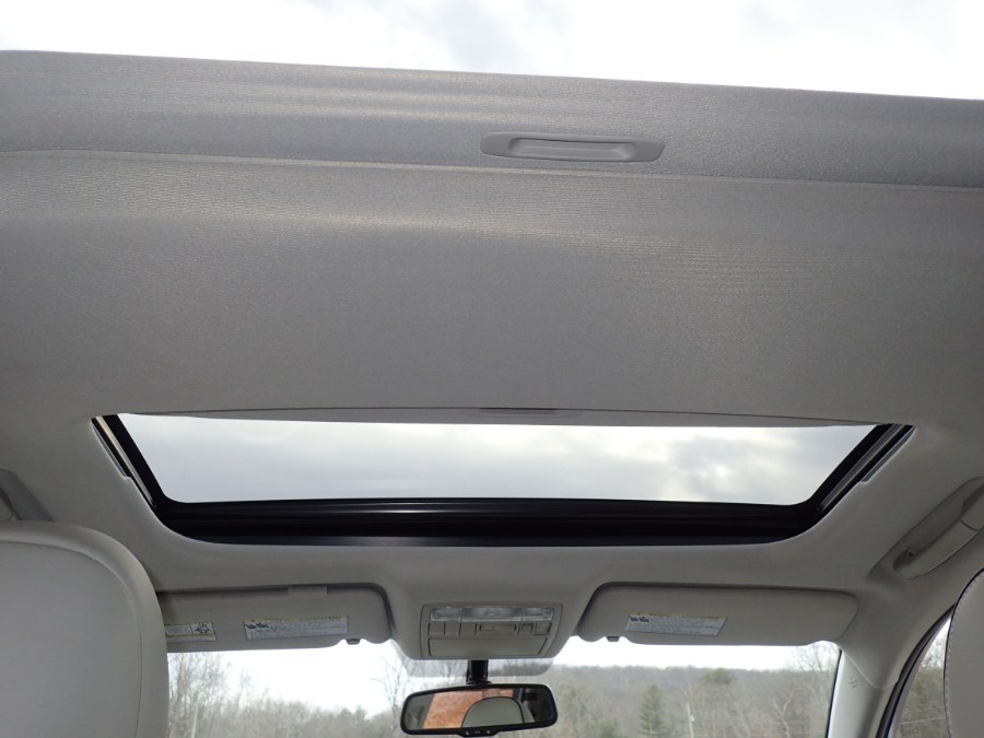 2013 Toyota Venza 4dr Wgn V6 AWD Limited (Natl), available for sale in Storrs, Connecticut | Eagleville Motors. Storrs, Connecticut 2013 Toyota Venza 4dr Wgn V6 AWD Limited (Natl), available for sale in Storrs, Connecticut | Eagleville Motors. Storrs, Connecticut