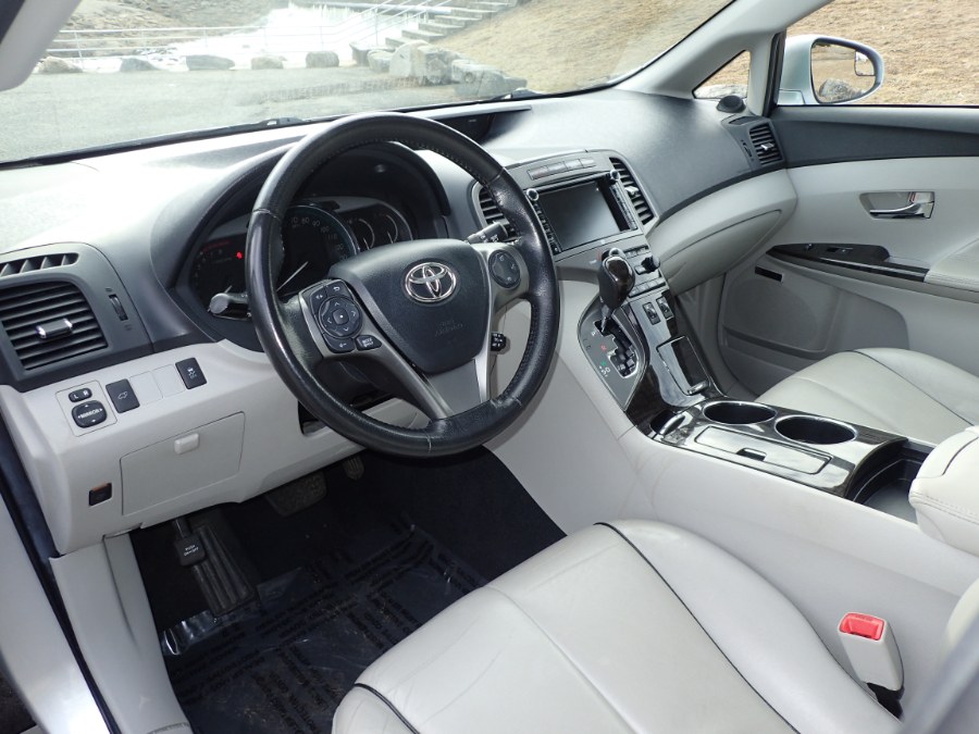 2013 Toyota Venza 4dr Wgn V6 AWD Limited (Natl), available for sale in Storrs, Connecticut | Eagleville Motors. Storrs, Connecticut 2013 Toyota Venza 4dr Wgn V6 AWD Limited (Natl), available for sale in Storrs, Connecticut | Eagleville Motors. Storrs, Connecticut