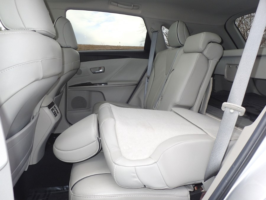 2013 Toyota Venza 4dr Wgn V6 AWD Limited (Natl), available for sale in Storrs, Connecticut | Eagleville Motors. Storrs, Connecticut 2013 Toyota Venza 4dr Wgn V6 AWD Limited (Natl), available for sale in Storrs, Connecticut | Eagleville Motors. Storrs, Connecticut