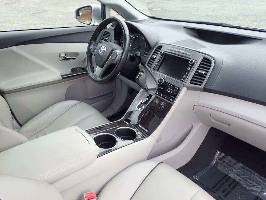 2013 Toyota Venza 4dr Wgn V6 AWD Limited (Natl), available for sale in Storrs, Connecticut | Eagleville Motors. Storrs, Connecticut 2013 Toyota Venza 4dr Wgn V6 AWD Limited (Natl), available for sale in Storrs, Connecticut | Eagleville Motors. Storrs, Connecticut