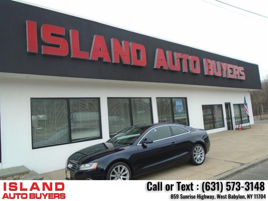 2011 Audi A5 2.0T quattro Premium Plus AWD 2dr Coupe 8A, available for sale in West Babylon, New York | Island Auto Buyers. West Babylon, New York