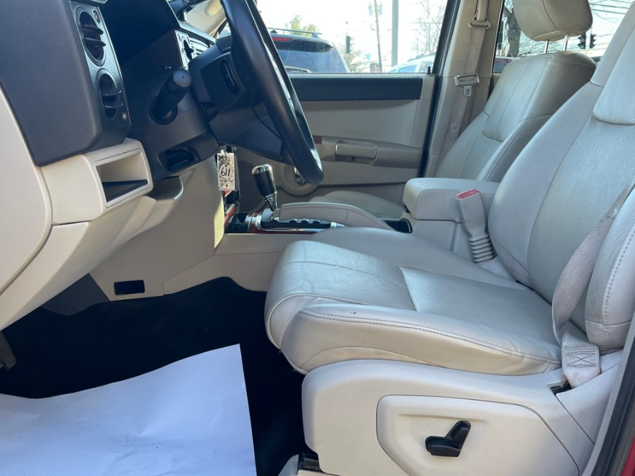 2006 Jeep Commander 4dr Limited 4WD, available for sale in Huntington Station, New York | My Auto Inc.. Huntington Station, New York 2006 Jeep Commander 4dr Limited 4WD, available for sale in Huntington Station, New York | My Auto Inc.. Huntington Station, New York