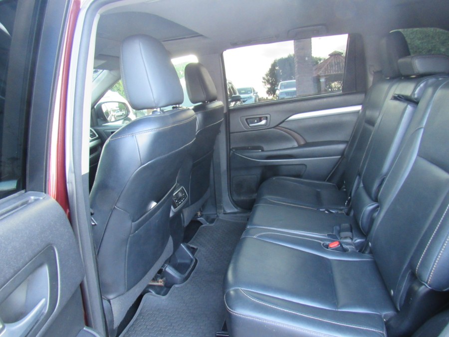 2015 Toyota Highlander AWD 4dr V6 XLE (Natl), available for sale in San Francisco de Macoris Rd, Dominican Republic | Hilario Auto Import. San Francisco de Macoris Rd, Dominican Republic 2015 Toyota Highlander AWD 4dr V6 XLE (Natl), available for sale in San Francisco de Macoris Rd, Dominican Republic | Hilario Auto Import. San Francisco de Macoris Rd, Dominican Republic
