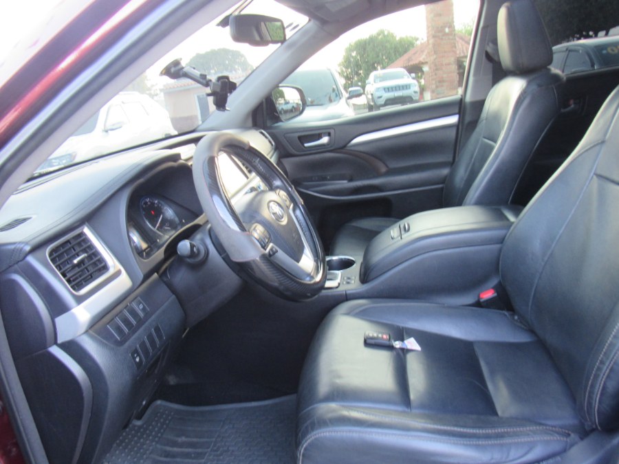2015 Toyota Highlander AWD 4dr V6 XLE (Natl), available for sale in San Francisco de Macoris Rd, Dominican Republic | Hilario Auto Import. San Francisco de Macoris Rd, Dominican Republic 2015 Toyota Highlander AWD 4dr V6 XLE (Natl), available for sale in San Francisco de Macoris Rd, Dominican Republic | Hilario Auto Import. San Francisco de Macoris Rd, Dominican Republic