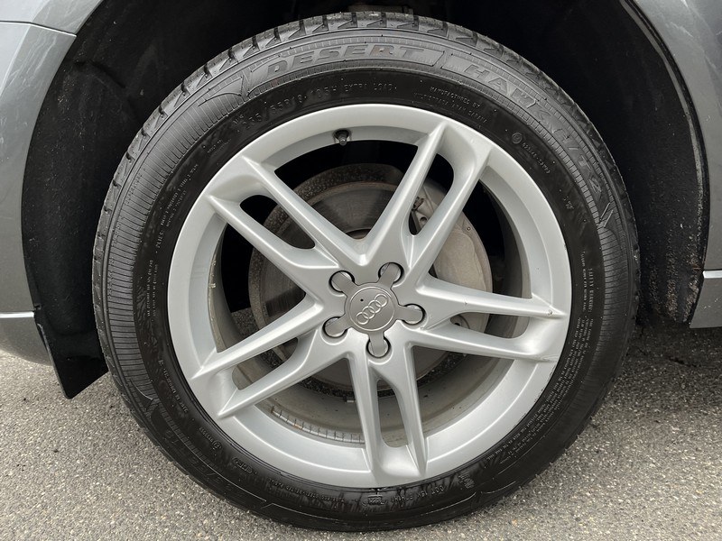 2017 Audi Q5 2.0 TFSI Premium Plus, available for sale in West Springfield, Massachusetts | Union Street Auto Sales. West Springfield, Massachusetts 2017 Audi Q5 2.0 TFSI Premium Plus, available for sale in West Springfield, Massachusetts | Union Street Auto Sales. West Springfield, Massachusetts