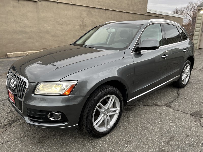 2017 Audi Q5 2.0 TFSI Premium Plus, available for sale in West Springfield, Massachusetts | Union Street Auto Sales. West Springfield, Massachusetts 2017 Audi Q5 2.0 TFSI Premium Plus, available for sale in West Springfield, Massachusetts | Union Street Auto Sales. West Springfield, Massachusetts